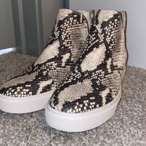 Steve Madden Snakeskin ankle boots